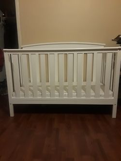 Baby crib