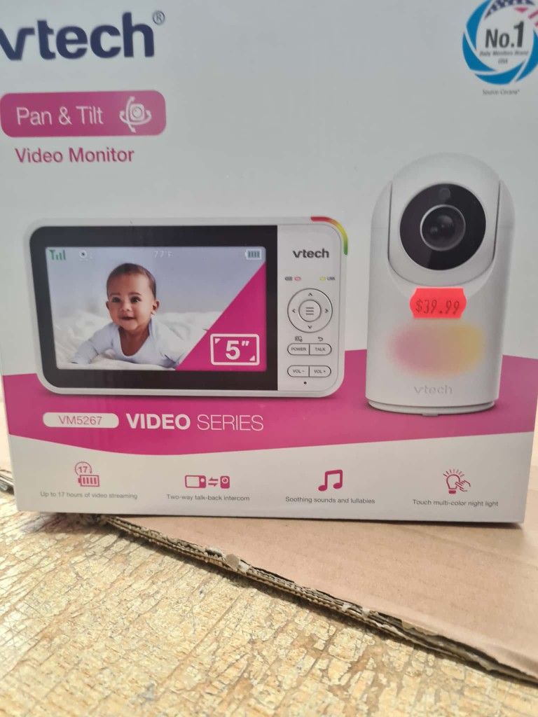 VTech 5 inch Digital Video Baby Monitor with Pan and Tilt and Night Light, VM5267 (White)