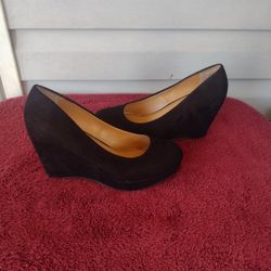 Womens Size 6.5 Suede Black Wedge Dress Shoes