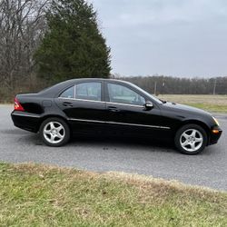2001 Mercedes Benz  C240
