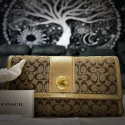 Vintage Coach Brown and Gold Wallet clutch
