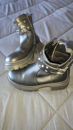 Sonoma Kohl's girls boots