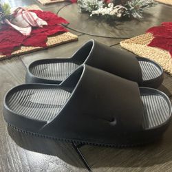 Nike Calm Slides Size 9M/11W