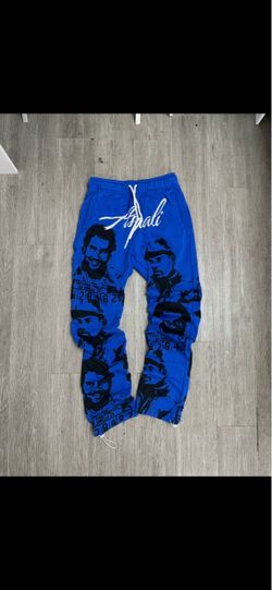 Asaali sweats