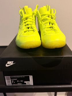 Nike Little Posite Pro GS Volt Size 7Y