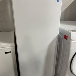 Upright Freezer