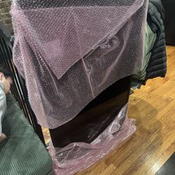 55” LG TV with Wall Mount