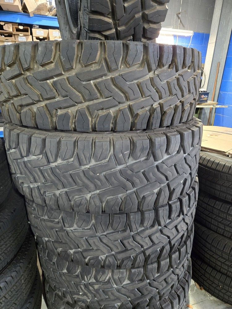 (4) 37x12.50r18 Toyo R/T Tires 37 12.5 18 Inch RT 10-ply E Rated LT