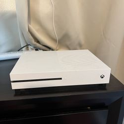 White Xbox One S With Red Dead Redemption 2