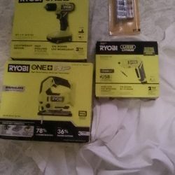 Package Deal (4 Items) Ryobi One Plus Brushless 18 V 