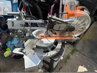Mitter saw ridgid 12”