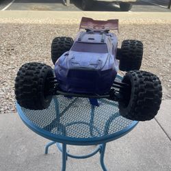 Traxxas Sledge
