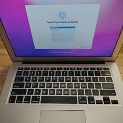 🔥 Apple MacBook Air 13' For Only $250 Neg. Payment Plans Avail.