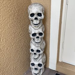 Skeleton Statue (41 Inches)
