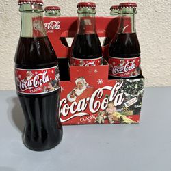 Coca-Cola Classic Santa CHRISTMAS 2002 Edition 6-Pack 8oz bottles Paper carton.