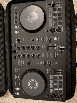 Pioneer DJ DDJ-FLX4 2-deck Rekordbox and Serato DJ Controller - Graphite