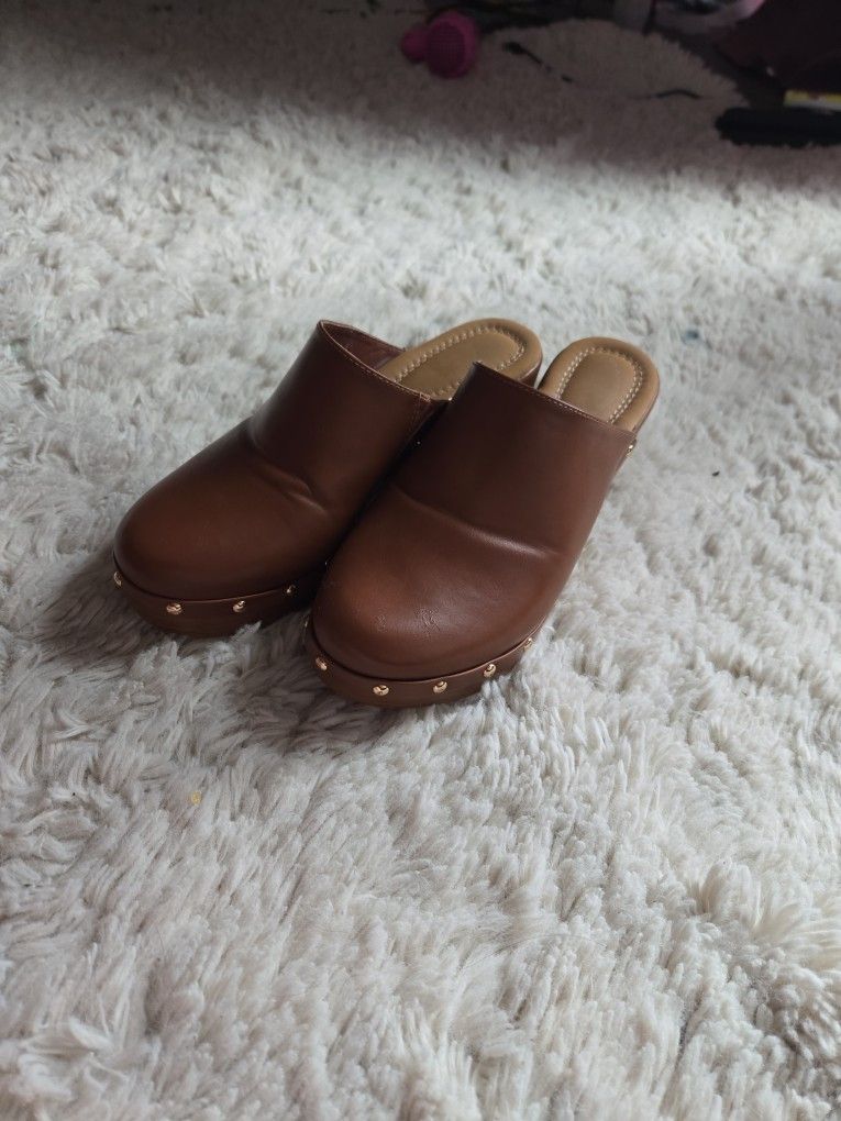 Brown Slip On Platform