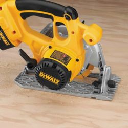 Skill Saw. Dewalt 18v