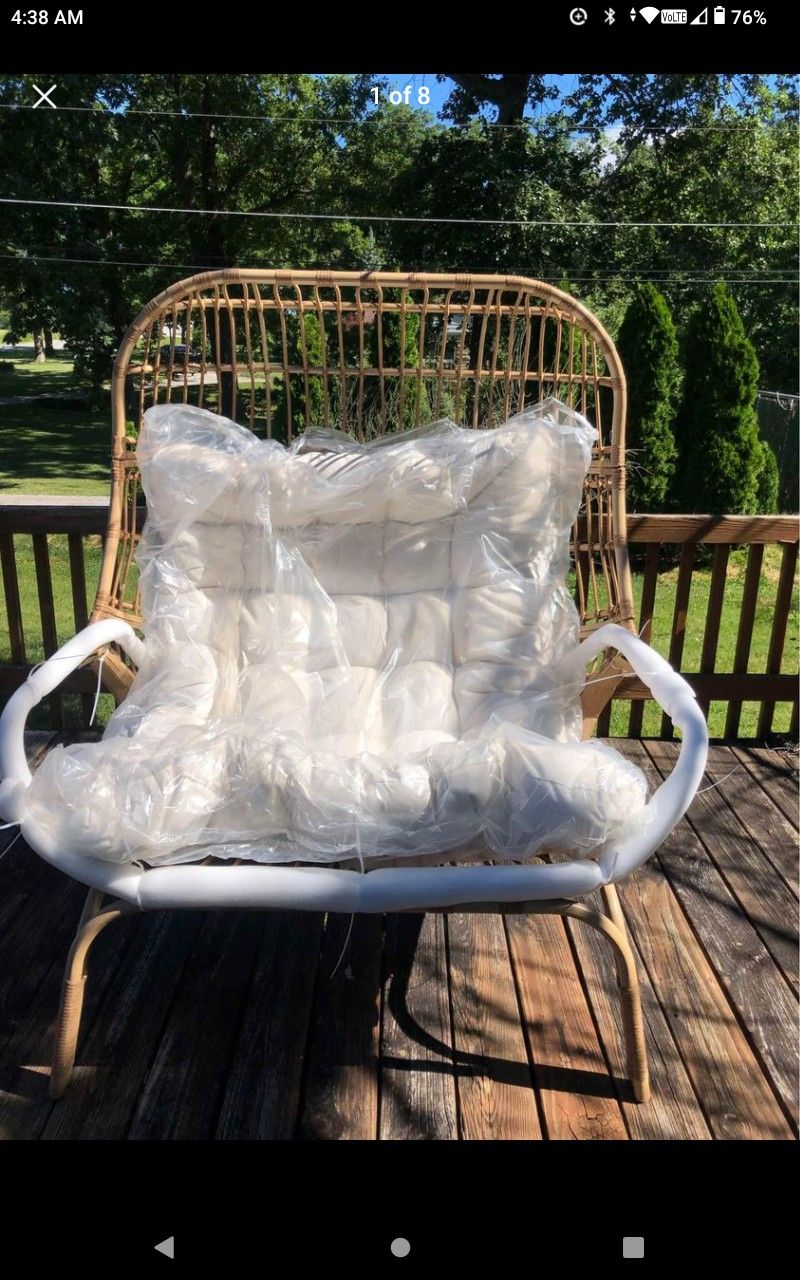 Wicker & Metal Outdoor Patio Chair, Egg Chair Brand New Just Assembled Retail $600+