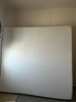 King Size Mellow 12" Memory Foam Mattress – Like New, Used Only a Few Days