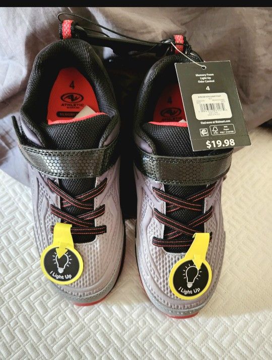 Boy's Light Up Shoes Size 3 Or 4, $13 EACH 