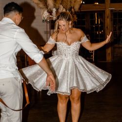 Olivia bottega Elise sparkly ivory glitter and lace bridal wedding or reception dress, 6/8 medium