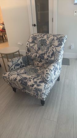 2 chairs