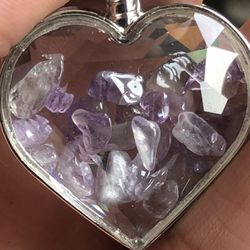 Amethyst Gemstone Floating Chips Heart Locket 