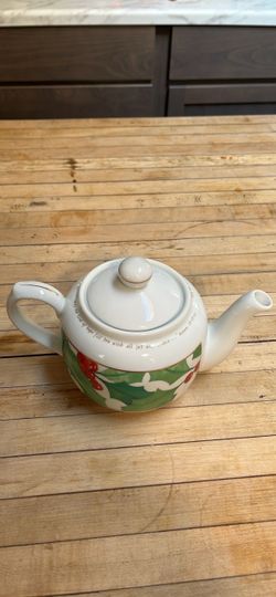 Christmas teapot