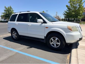 Honda Pilot with Third row Seating