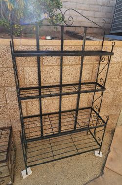 Bakers rack. Used outdoors