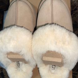 New Ugg Slippers 