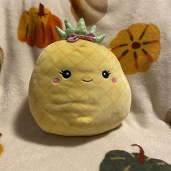 Squishmellow Pineapple