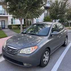 Hiunday ELANTRA Great Conditions !!