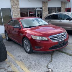 2011 Ford Taurus