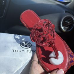 tory sandals 