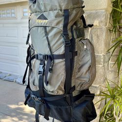 Kelty Renegade Hiking Backpack L/XL. 