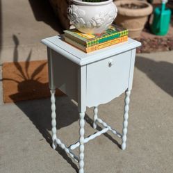 Antique Cigar table Humidor Cabinet With Spindle Legs And Copper Inside Cabinet 