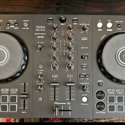 Disk Jockey 4