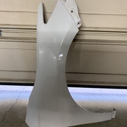 2016 Toyota Camry Right Fender