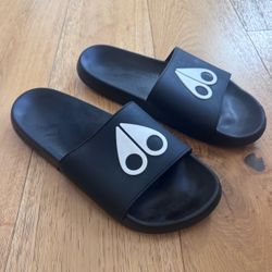 MOOSE KNUCKLES MEN'S BLACK LOGO ICON SPORT SLIDES SLIDE SANDALS SIZE XL 12