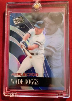 2024 1/1 Wade Boggs Leaf Reflector Card 