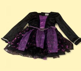 Costume