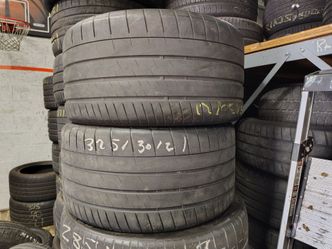325/30ZR21 BRIDGESTONE POTENZA SPORT PAIR OF TIRES