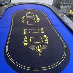 Full size foldable poker table with cupholders and padded armrest