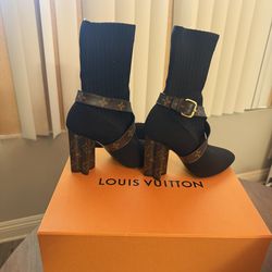 Louis Vuitton Boots Size 36.5