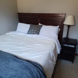 Queen Bed And Bedding