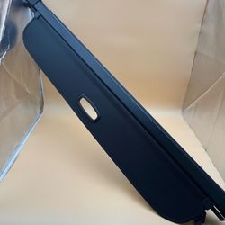 Flexible Rear Trunk Cargo Cover for Volvo XC60