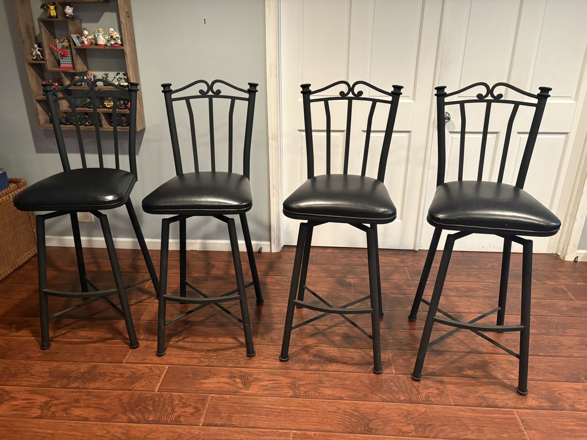 Bar Stools 