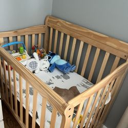 baby crib
